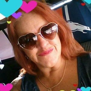 Meet your Posher, Jolynne